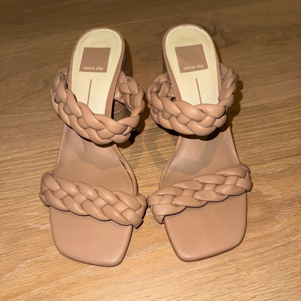 Dolce Vita Paily Heels - Picture 2 of 4